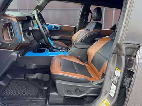 Used 2021 Ford Bronco Outer Banks AWD/4WD image 15