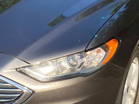 Used 2018 Ford Fusion S FWD image 5
