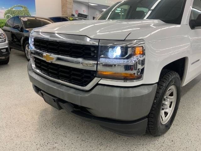 Used 2017 Chevrolet Silverado 1500 W/T AWD/4WD image 32