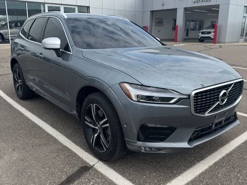 Used 2019 Volvo XC60 T6 R-Design w/ Protection Package Premier image 3