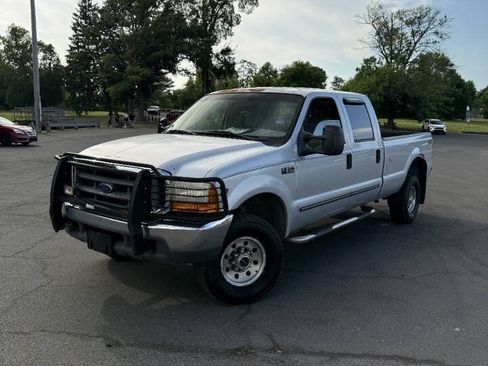 Used 2000 Ford F350 Lariat AWD/4WD image 2