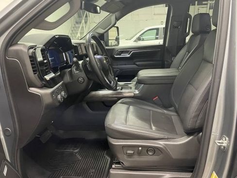 Used 2024 Chevrolet Silverado 1500 LTZ w/ Max Trailering Package AWD/4WD image 11