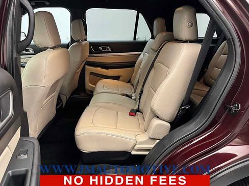 Used 2018 Ford Explorer XLT w/ Equipment Group 202A AWD/4WD image 14