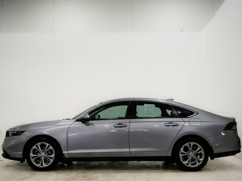 Used 2023 Honda Accord LX image 5