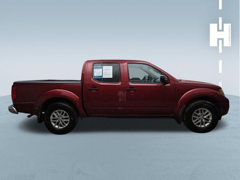 Used 2020 Nissan Frontier SV RWD image 3