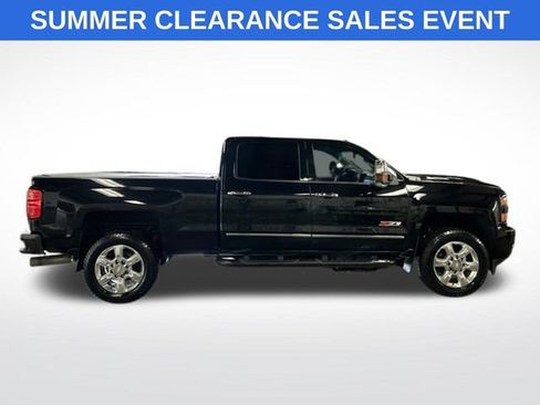 Used 2019 Chevrolet Silverado 2500 LTZ w/ Duramax Plus Package AWD/4WD image 6