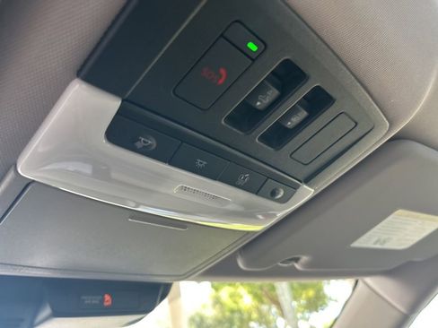 New 2025 Mitsubishi Outlander SEL image 47