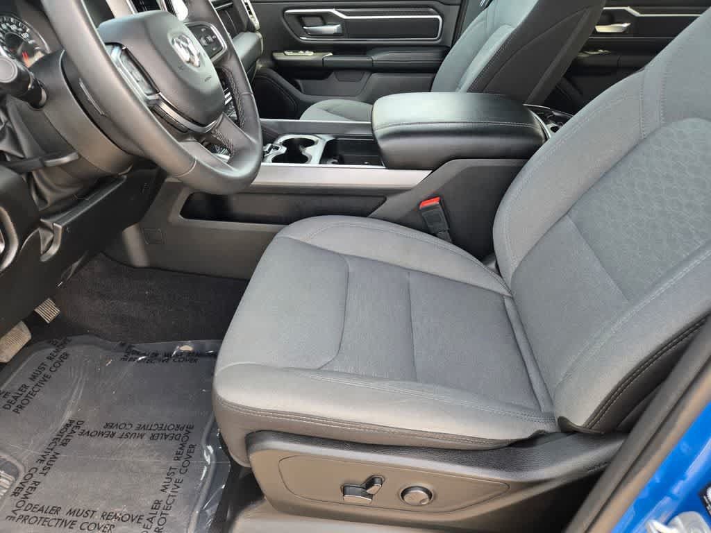 Used 2025 RAM 1500 Big Horn AWD/4WD image 17