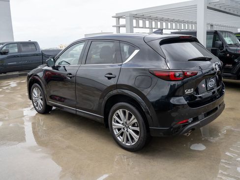 Used 2023 MAZDA CX-5 Signature AWD/4WD image 7