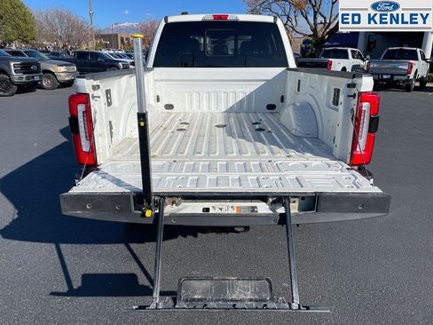 Used 2024 Ford F350 Platinum w/ Tremor Off-Road Package image 38