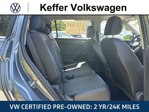 Certified 2023 Volkswagen Tiguan SE FWD image 28