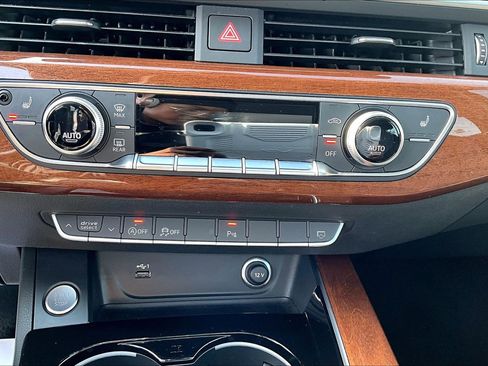 Used 2023 Audi A4 2.0T Premium image 15