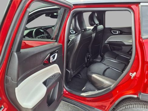 Used 2025 Jeep Compass Limited AWD/4WD image 22