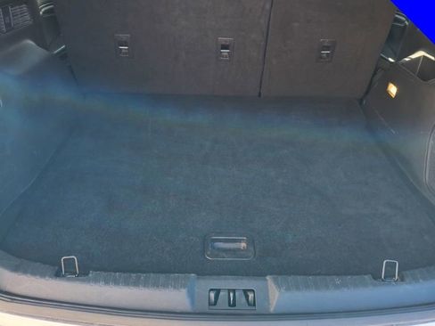 Used 2024 Ford Edge Titanium image 7