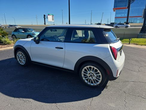 New 2026 MINI Cooper 2-Door Hardtop image 6