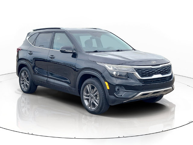 Used 2021 Kia Seltos S FWD image 2