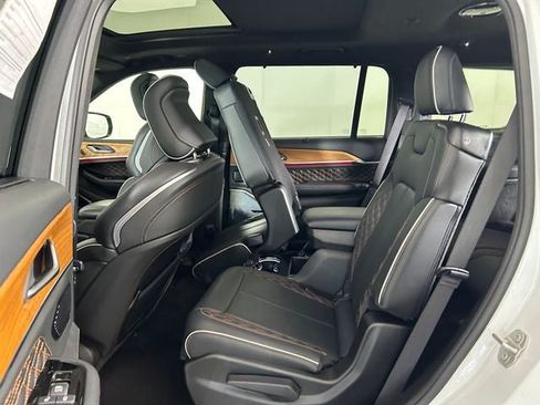 Used 2024 Jeep Grand Cherokee L Summit AWD/4WD image 24