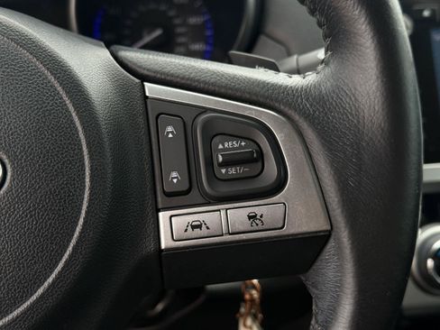 Used 2016 Subaru Legacy 2.5i Premium AWD/4WD image 18