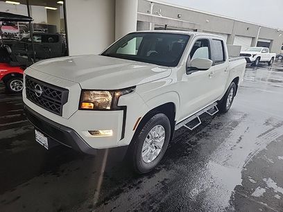 Used 2024 Nissan Frontier SV w/ SV Convenience Package