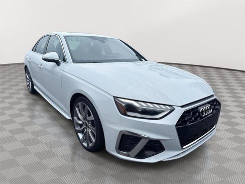 Used 2023 Audi A4 2.0T Premium Plus w/ Premium Plus Package AWD/4WD image 4