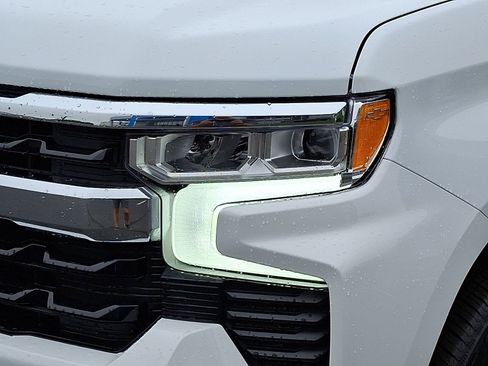 Certified 2025 Chevrolet Silverado 1500 LT image 9