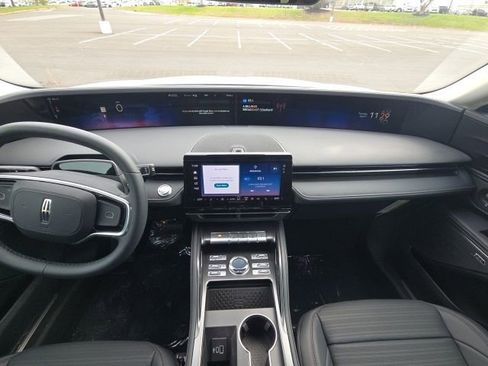 New 2026 Lincoln Nautilus Reserve w/ Jet Appearance Package image 15