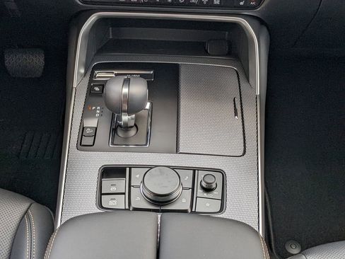 Certified 2025 MAZDA CX-90 Plug-In Hybrid w/Premium Sport AWD/4WD image 19