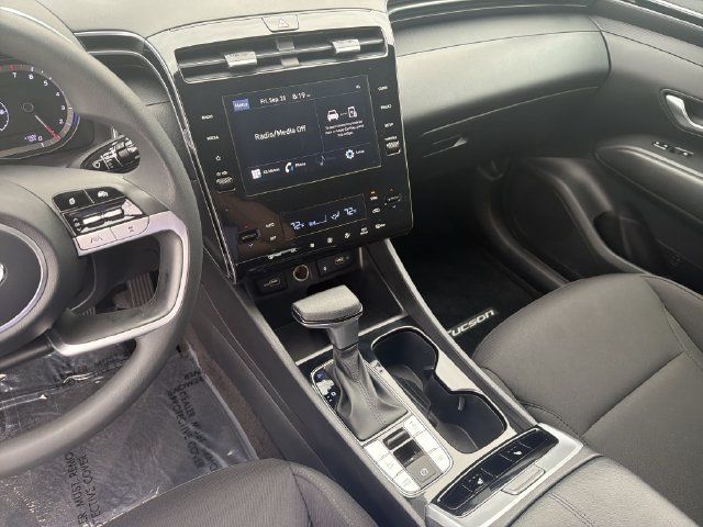 Certified 2024 Hyundai Tucson SEL FWD image 31