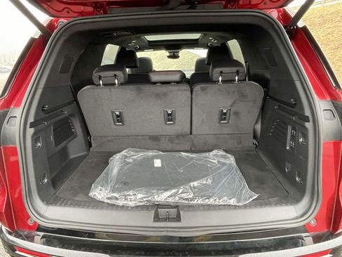 Used 2024 Chevrolet Traverse RS w/ LPO, Floor Liner Package image 10