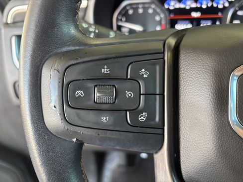 Used 2021 GMC Yukon AT4 w/ Technology Package image 31