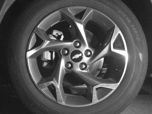 Used 2025 Chevrolet Trax LT w/ LT Convenience Package FWD image 12