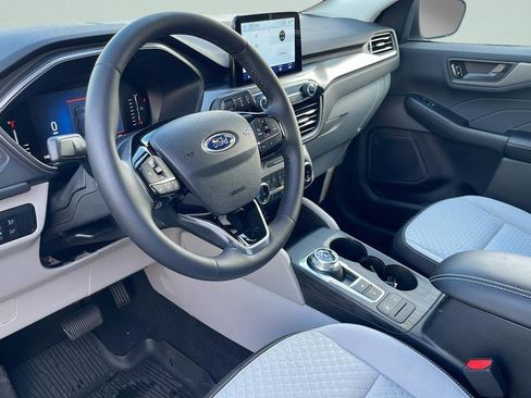 Used 2023 Ford Escape Active AWD/4WD image 13