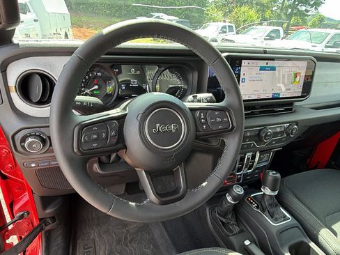 Used 2025 Jeep Wrangler Unlimited Sport S 4xe AWD/4WD image 24