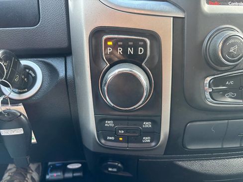 Used 2019 RAM 1500 Big Horn image 12