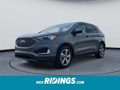 Used 2023 Ford Edge SEL w/ Convenience Package