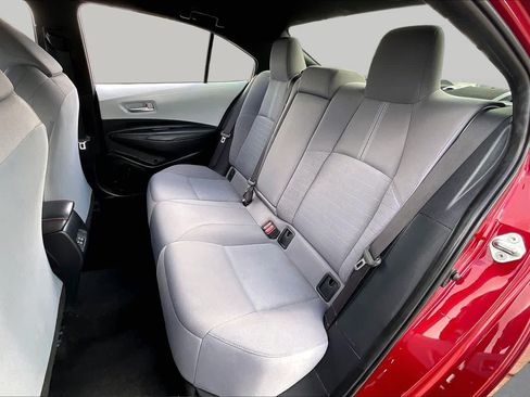 Used 2024 Toyota Corolla SE FWD image 18