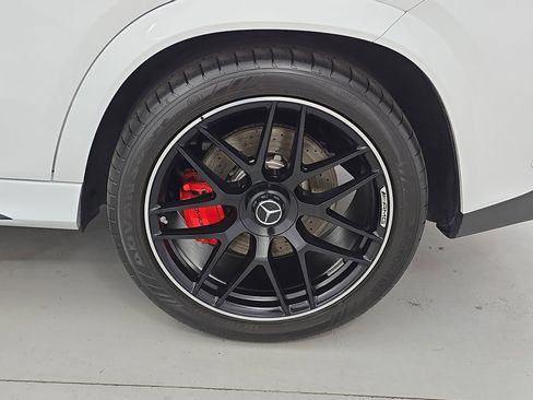 Used 2025 Mercedes-Benz GLE 63 AMG S image 34