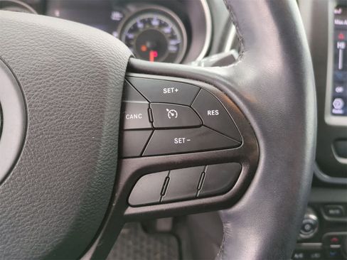 Certified 2019 Jeep Cherokee Trailhawk w/ Cold Weather Group image 24