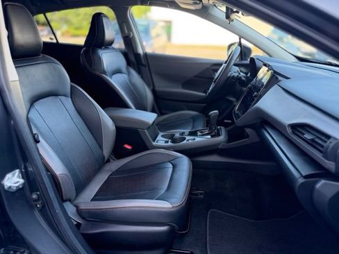 Used 2024 Subaru Crosstrek 2.5i Limited AWD/4WD image 25