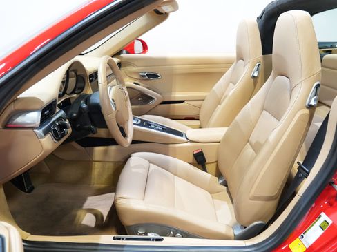 Used 2014 Porsche 911 Targa 4S AWD/4WD image 27