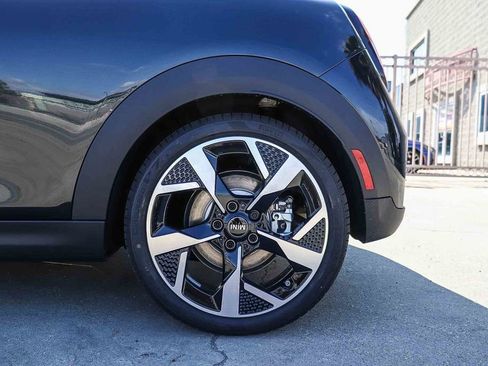 New 2026 MINI Cooper S image 11