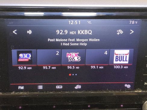 Used 2020 Volkswagen Passat 2.0T S image 25