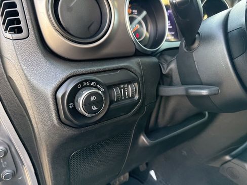 Used 2020 Jeep Gladiator Sport w/ Quick Order Package 24S image 23