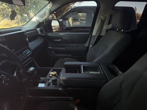 Used 2022 Toyota Tundra SR5 image 6