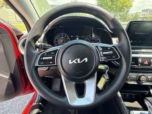 Used 2024 Kia Forte LXS FWD image 18
