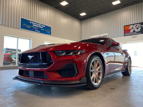 Used 2024 Ford Mustang GT Premium image 9