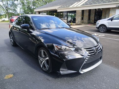 Used 2018 Lexus IS 300 AWD w/ Comfort Package image 3