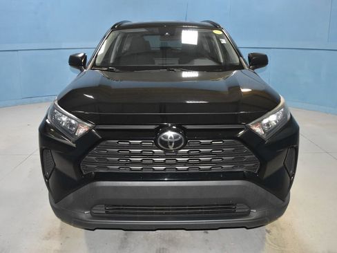 Used 2021 Toyota RAV4 LE w/ Carpet Mat Package (TMS) AWD/4WD image 21