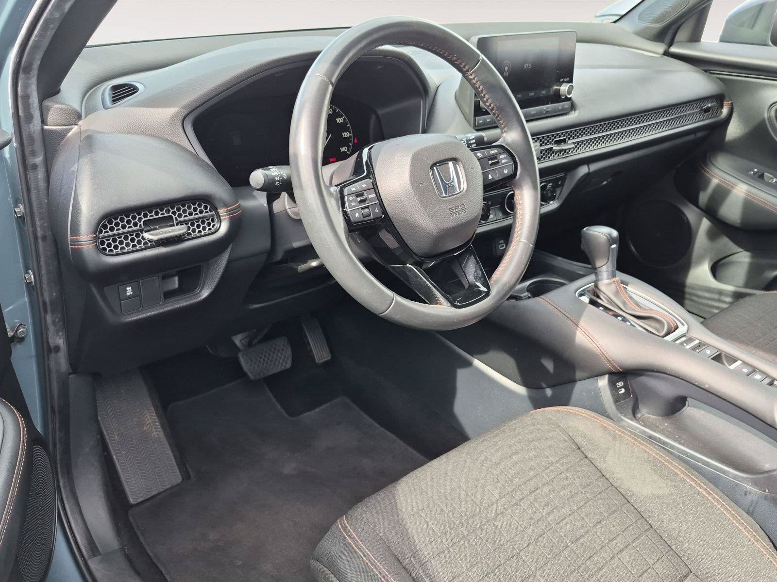 Certified 2024 Honda HR-V Sport image 32