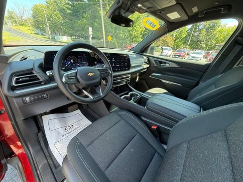 Used 2026 Chevrolet Traverse LT w/ LPO, Floor Liner Package AWD/4WD image 18